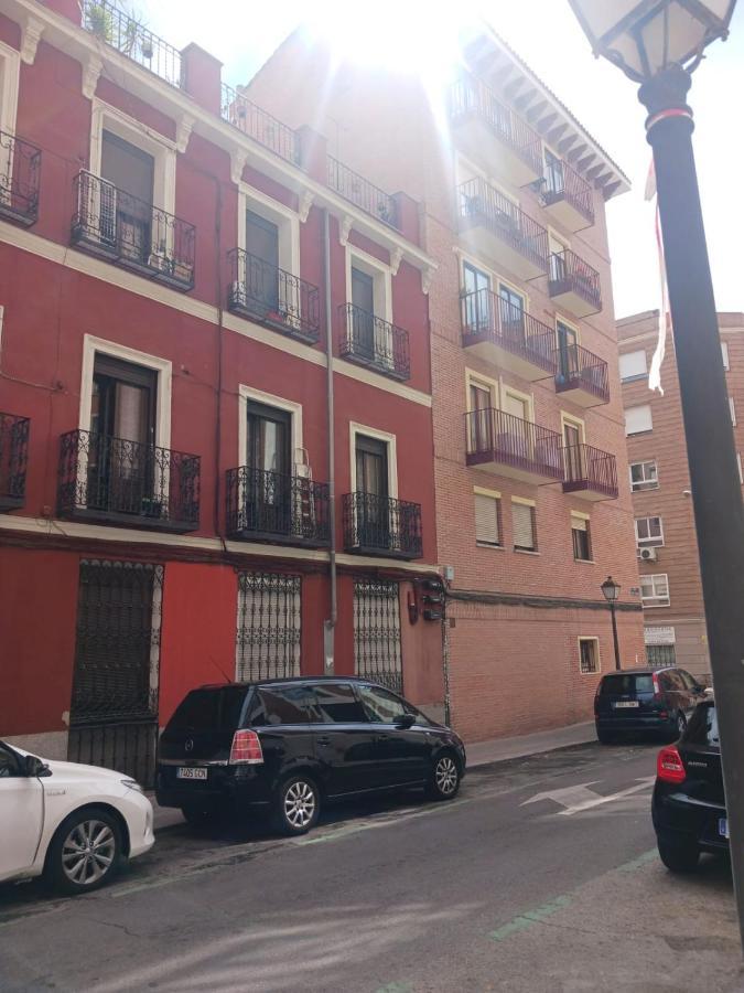 Habitacion En Madrid Apartment ภายนอก รูปภาพ
